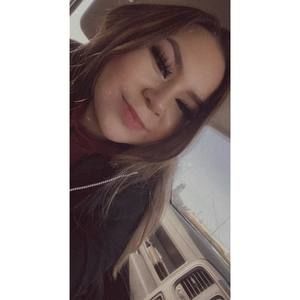 Meet your Posher, Lorissa